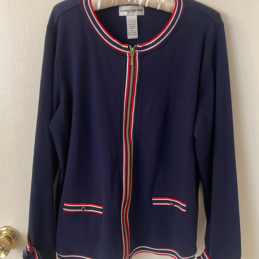 Sweater - Picture 1 of 3